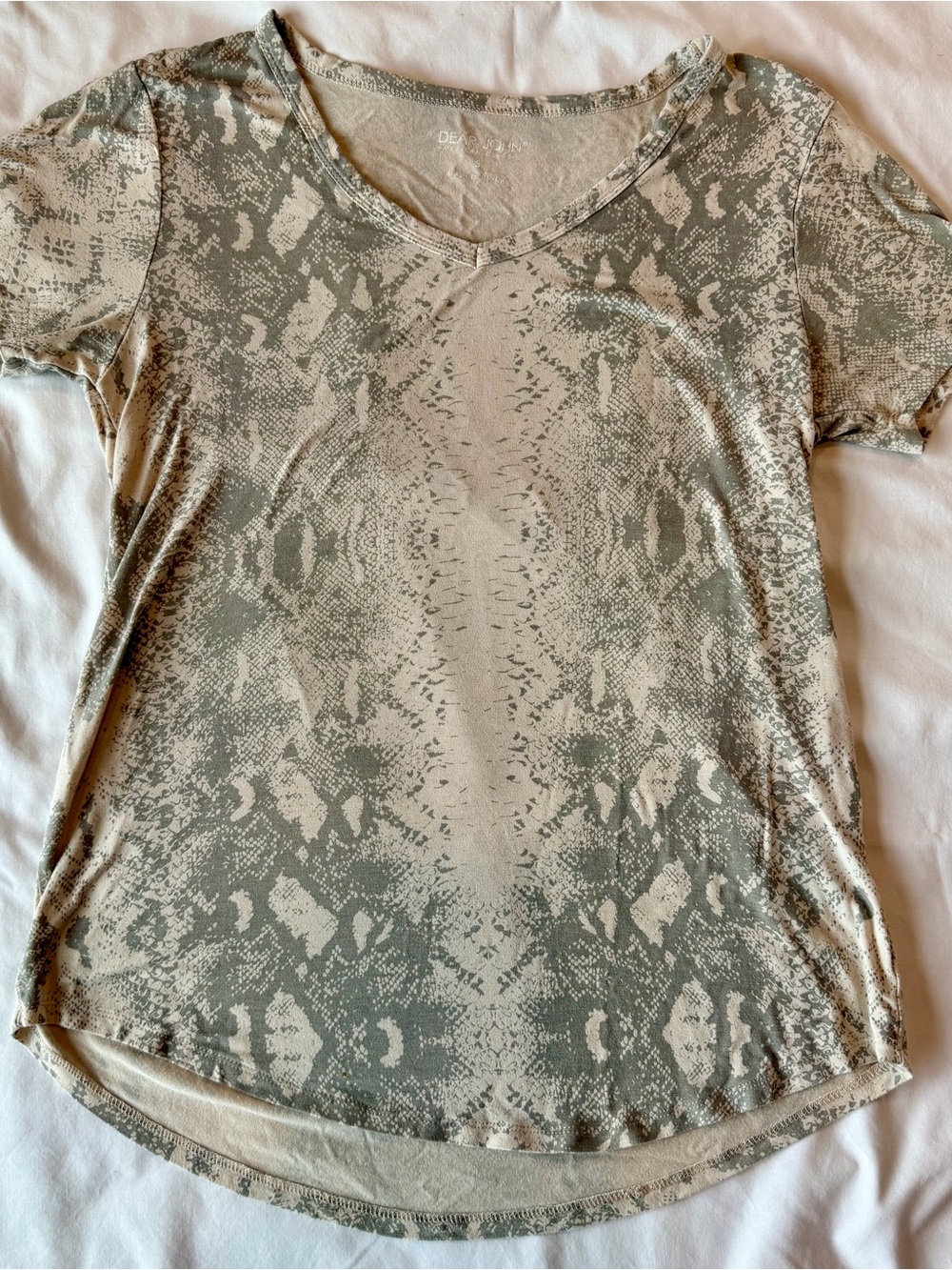 V-neck Short Sleeve Snake Print Top - Beige & Olive